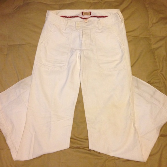 Hollister khakis