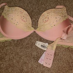 32B no tags never worn