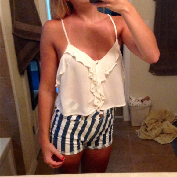 Kimchi Blue Tops - White ruffle crop top