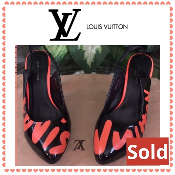 Louis Vuitton Shoes - 🎀Host Pick🎀Auth Louis Vuitton Graffiti pumps
