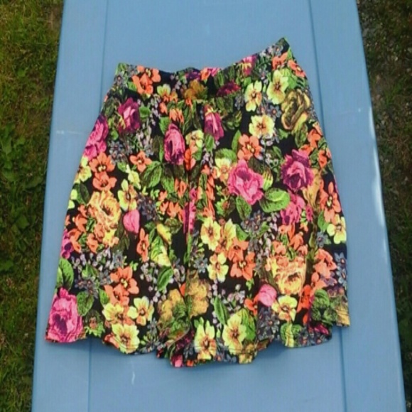 FLUORESCENT FLORAL PRINT SKIRT WOMENS MEDIUM