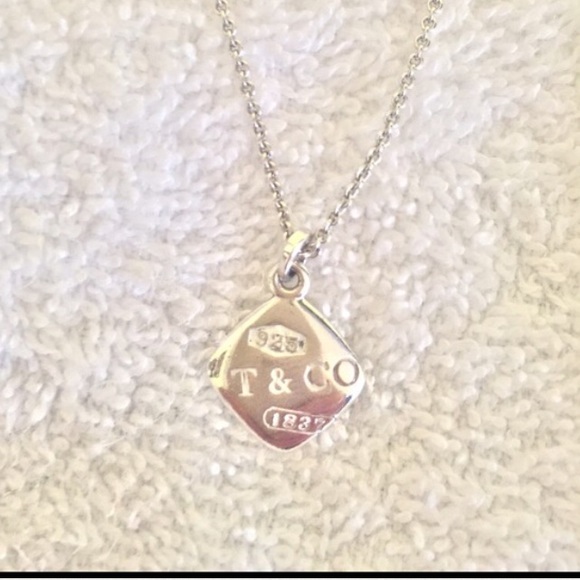 Tiffany & Co. Vintage Pendant necklace 100% Authen - Picture 1 of 3
