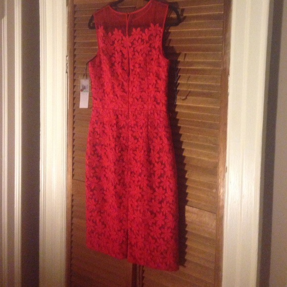 Maggy LondonSize 8 red mesh sheath cocktail dress - Picture 2 of 4