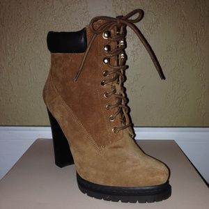 BCBGeneration Martin Camel Heel Booties Size 8