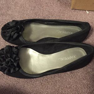Black dress flats