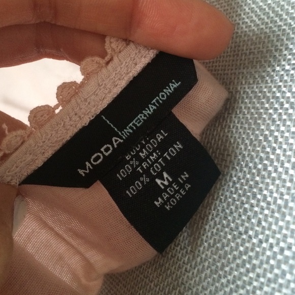 VS Ruffle cami top - Picture 4 of 4