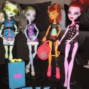 Monster High bundle