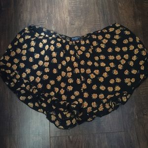 💕SOLD💋Vodi shorts🌼