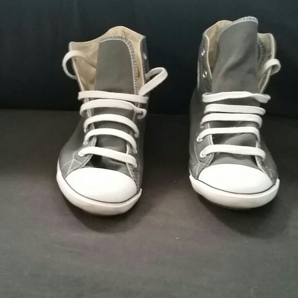 High top Grey thin gum bottom Converse