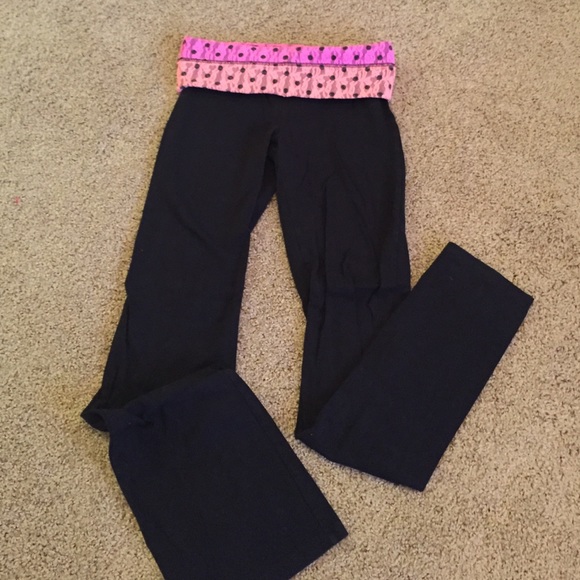 Victoria's Secret Pink yoga pants