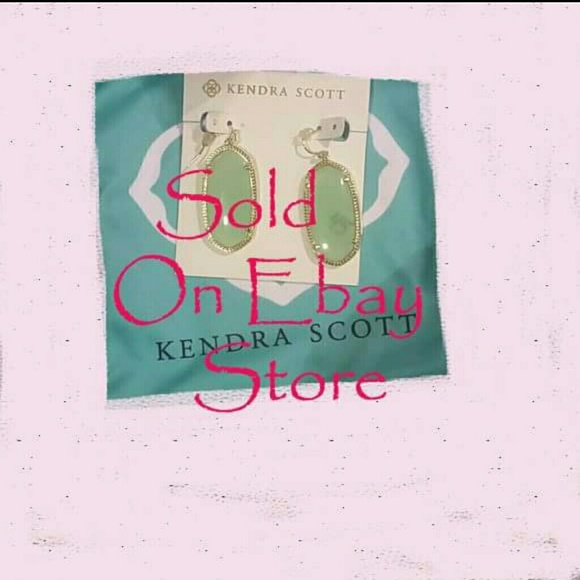 Kendra Scott Jewelry - Sold KENDRA SCOTT EARRINGS- Elle's Chalcedony