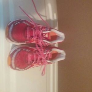 Asics women's tennis shoes