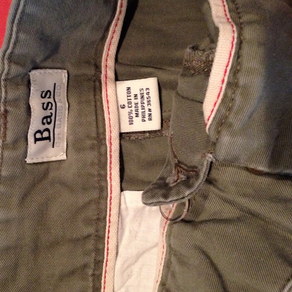 Bass pants. Size 6. Great condition. - Picture 2 of 3