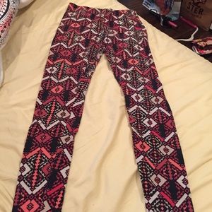 Aztec leggings Forever21
