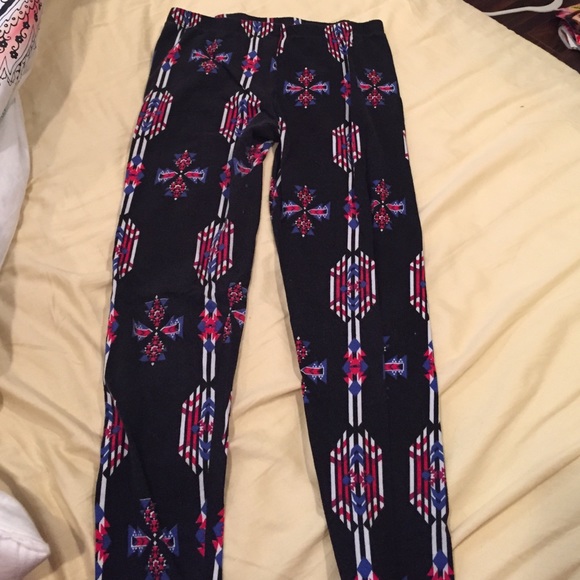Charlotte Russe Red white and blue Aztec leggings - Picture 1 of 3