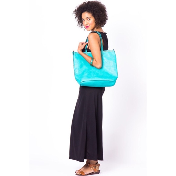 ✨Bundled ✨ NWT Turquoise Studded Tote with Pouch - Picture 4 of 4