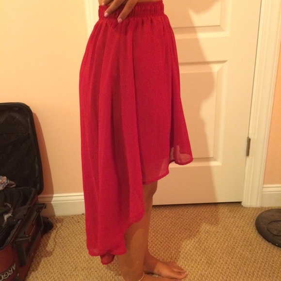 Red High-low Skirt - Picture 4 of 4