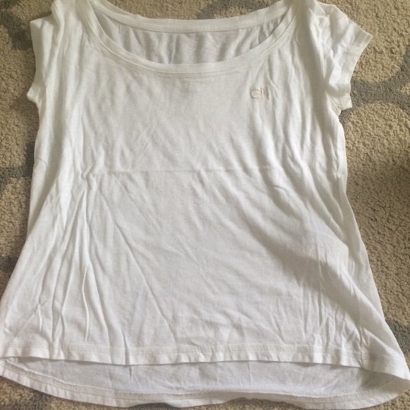Gilly Hicks t-shirt