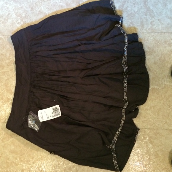 Forever 21 short woven dark grey skirt NWT - Picture 4 of 4