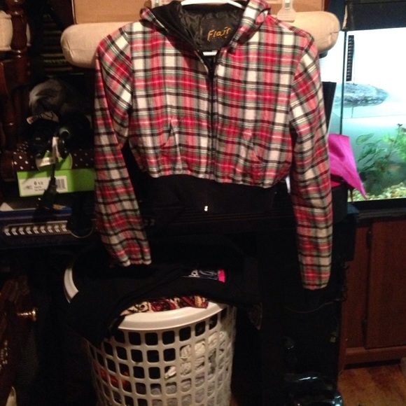 Flair half jacket