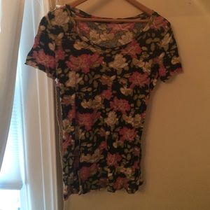 Urban Outfitters Tshirt