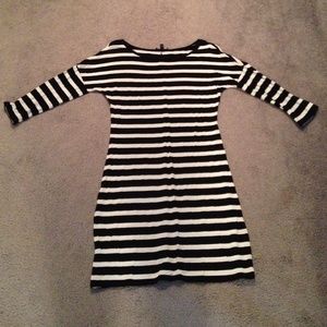 Express casual 3 1/4 sleeve dress