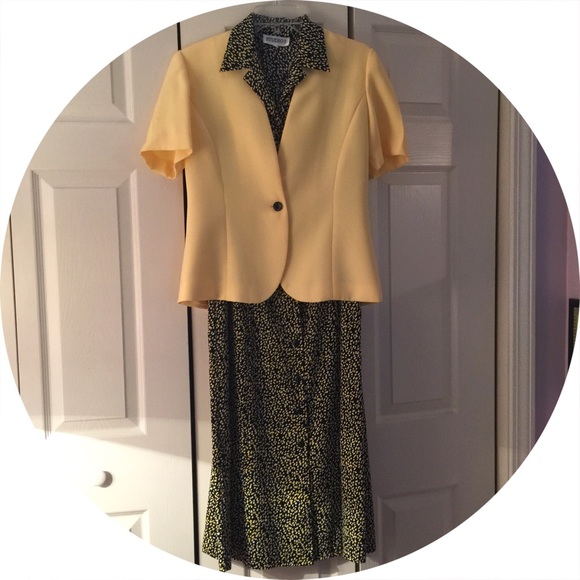 🌼Studio I , Blazer & Dress🌼