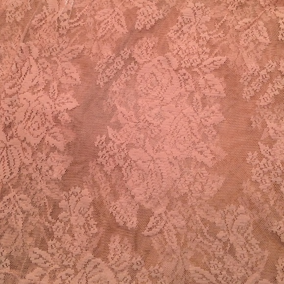 Forever 21 Pink Lace shirt - Picture 3 of 3