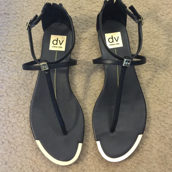 DV Black and Gold Strappy Sandals. Size 9 Like New