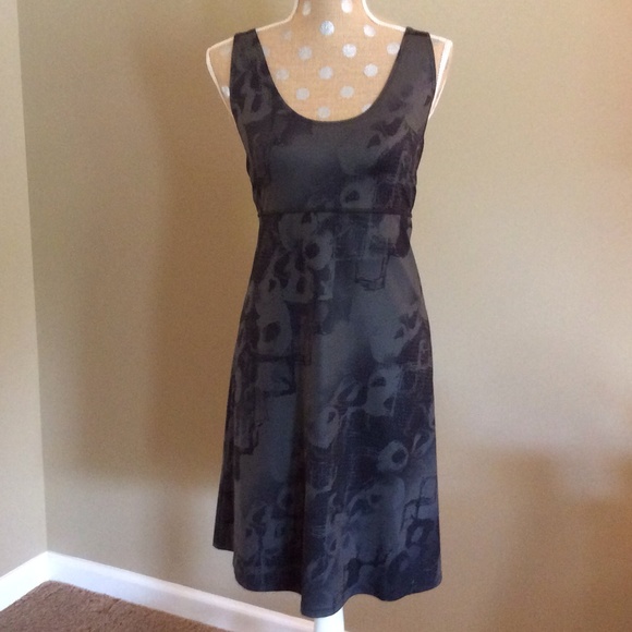 Sporty black and gray dress, size L