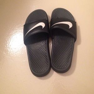 Nike slippers