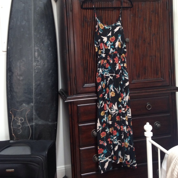 Bar III Dresses & Skirts - Colorful maxi dress!