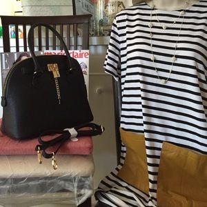 Aldo black key and lock handbag