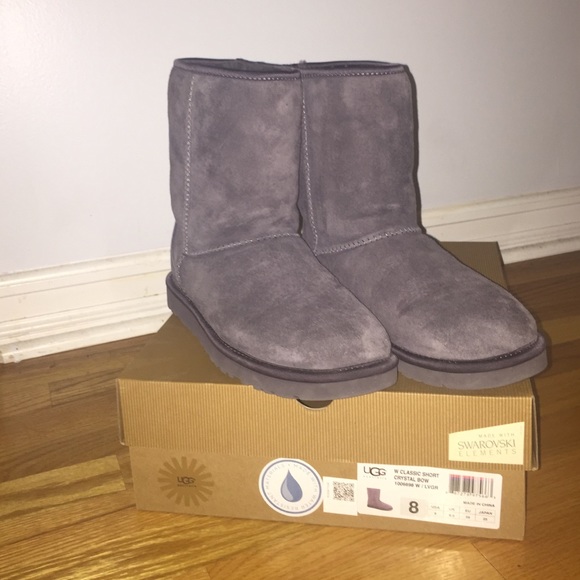 UGGS classic short