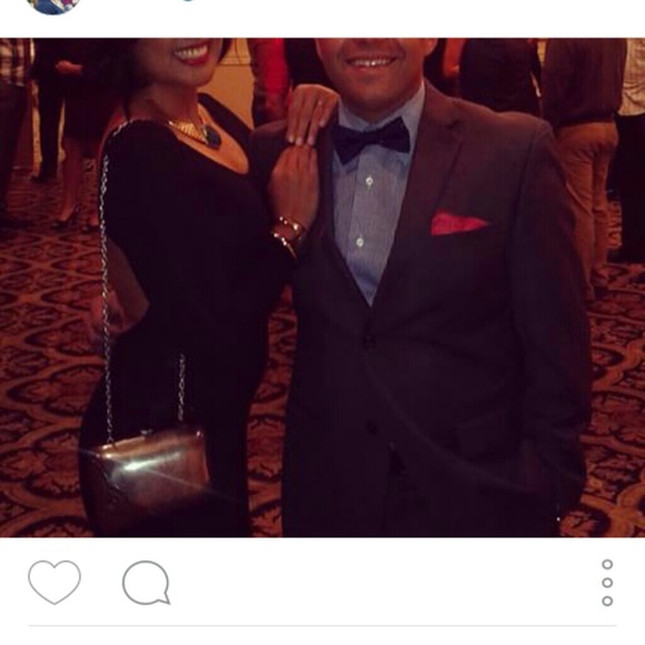 Long sleeve backless dress - Picture 3 of 3