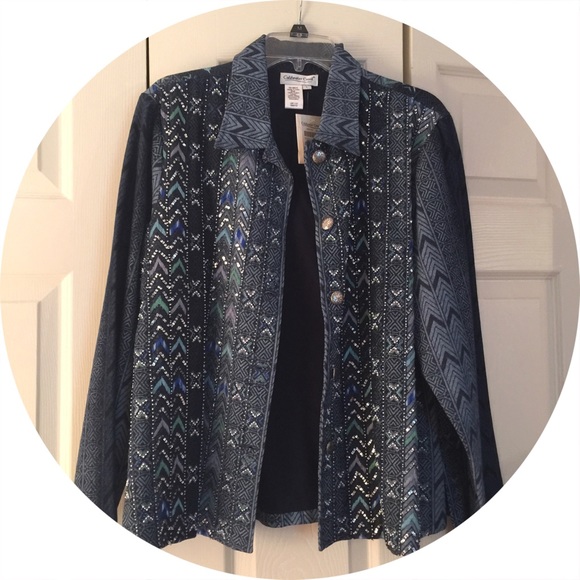 🌟Beautiful Bejeweled / Rhinestone Jacket🌟