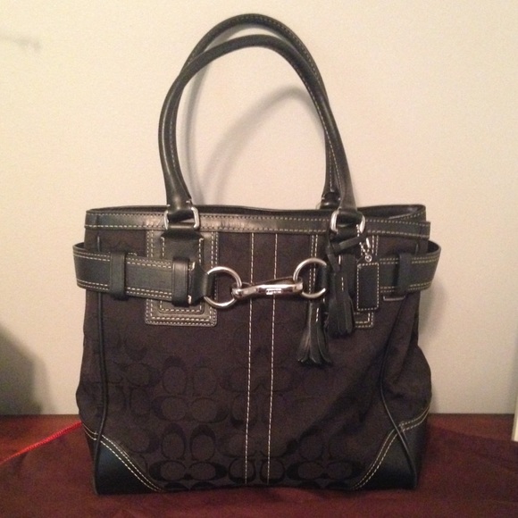 💕 reduced Like new Authentic black coach tote