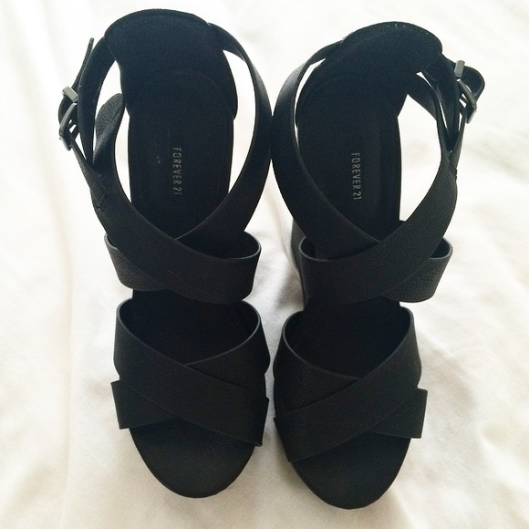 Strappy Black Wedges