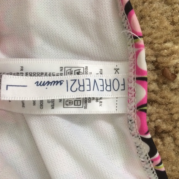 F21 patterned swimsuit - Picture 2 of 4