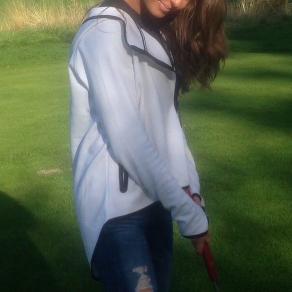 Nike jacket - Picture 3 of 4