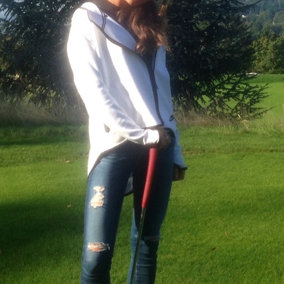 Nike jacket - Picture 4 of 4