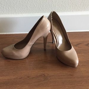 Nude Aldo pumps