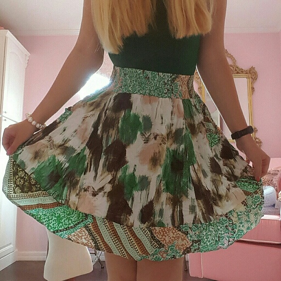 *ON HOLD* Forever 21 Skirt