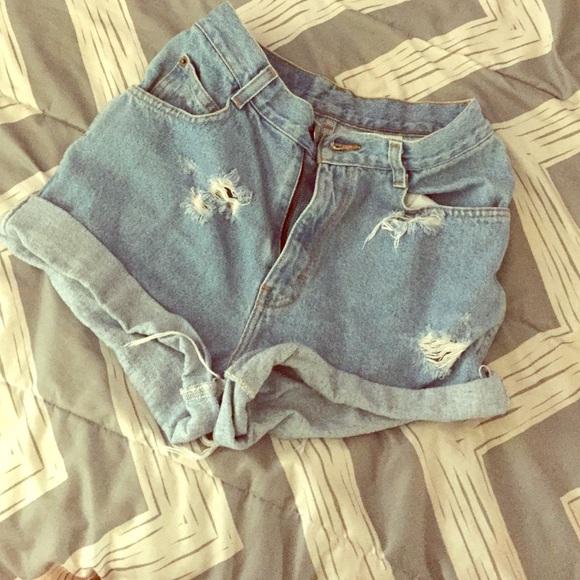 High waisted jean shorts - distressed.