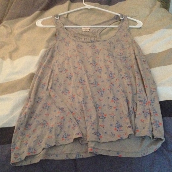 Gray flower top