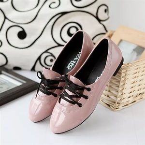 Nude Oxfords 🎀