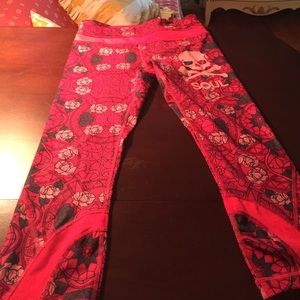 SoulCycle Lululemon capris