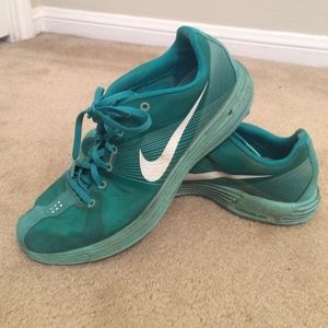 Emerald green Nike Lunaracer