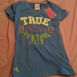 pretty shirt