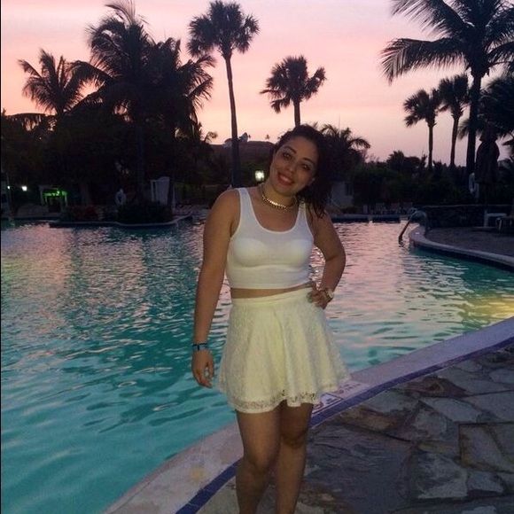 Forever 21 skirt - Picture 2 of 2